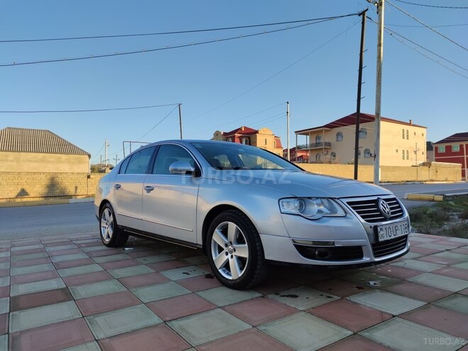Volkswagen Passat 2010, 235,000 km - 2.0 л - Bakı