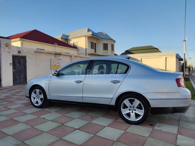 Volkswagen Passat 2010, 235,000 km - 2.0 л - Bakı