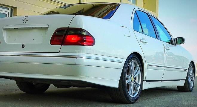 Mercedes E 240 2000, 337,350 km - 2.4 l - Bakı