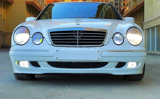 Mercedes E 240 2000, 337,350 km - 2.4 l - Bakı