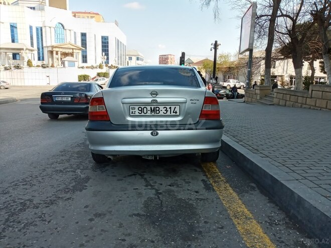 Opel Vectra 1997, 550,000 km - 1.8 l - Bakı