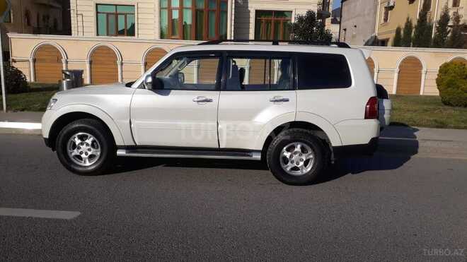 Mitsubishi Pajero 2007, 253,000 km - 3.0 l - Bakı