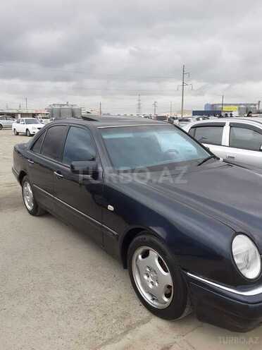 Mercedes E 280 1996, 320,000 km - 2.8 l - Bakı