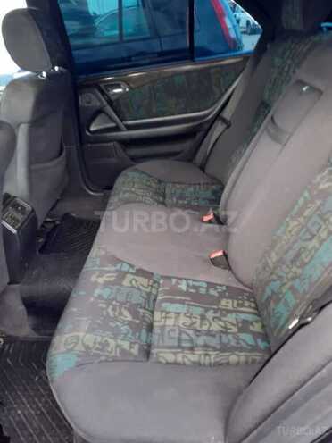 Mercedes E 280 1996, 320,000 km - 2.8 l - Bakı