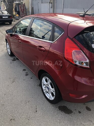 Ford Fiesta 2013, 5,500 km - 1.6 l - Bakı