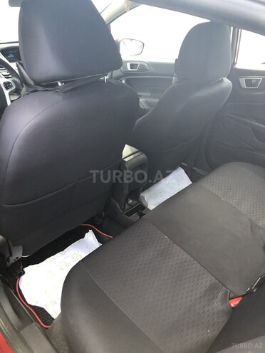 Ford Fiesta 2013, 5,500 km - 1.6 l - Bakı