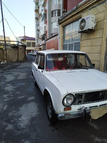 LADA (VAZ) 21011 1980, 200,000 km - 1.6 l - Bakı