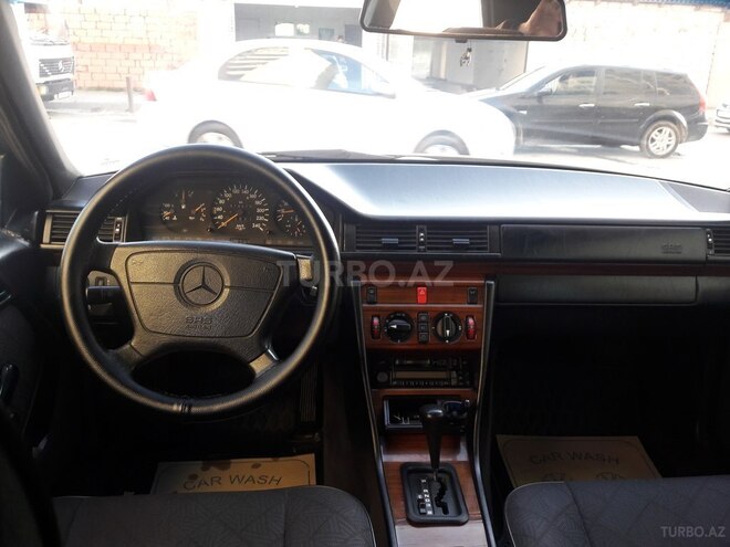 Mercedes E 200 1994, 674,000 km - 2.0 l - Bakı