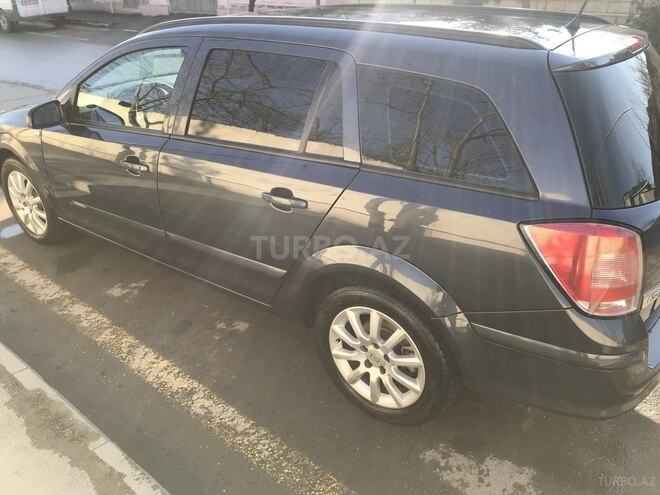 Opel Astra 2009, 200,000 km - 1.4 л - Xaçmaz
