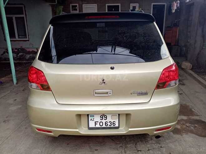 Mitsubishi Airtrek 2002, 235,519 km - 2.0 л - Bakı