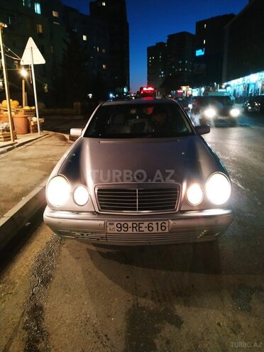 Mercedes E 240 1999, 501,000 km - 2.6 л - Bakı