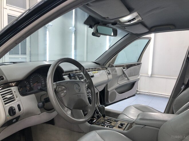 Mercedes E 220 2000, 254,000 km - 2.2 l - Bakı