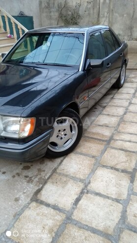 Mercedes E 200 1993, 536,660 km - 2.0 l - Bakı
