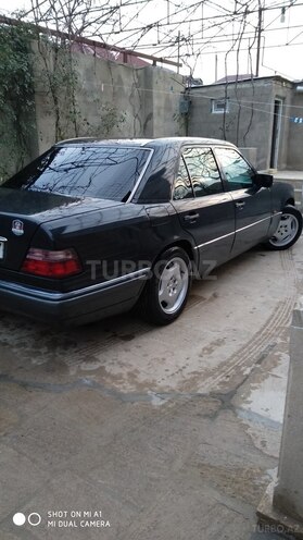 Mercedes E 200 1993, 536,660 km - 2.0 l - Bakı