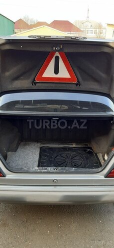 Mercedes E 280 1995, 3,566,666 km - 2.8 л - Bakı