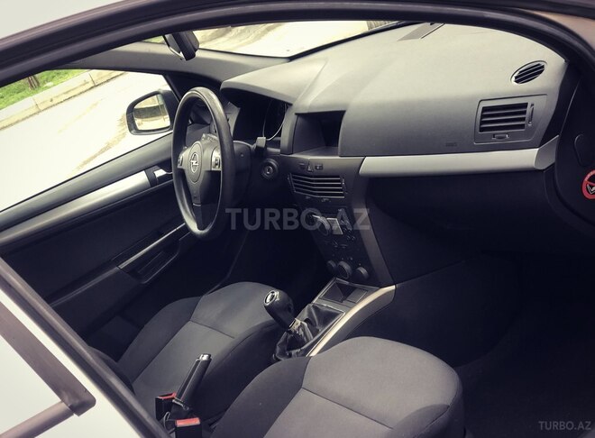 Opel Astra 2005, 224,000 km - 1.3 l - Bakı