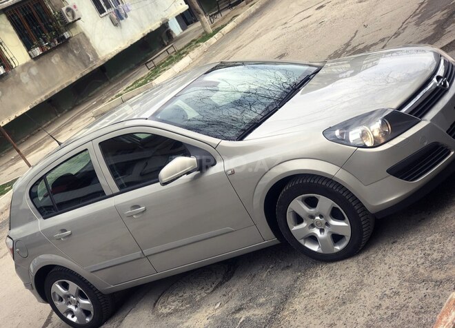Opel Astra 2005, 224,000 km - 1.3 l - Bakı