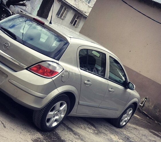 Opel Astra 2005, 224,000 km - 1.3 l - Bakı