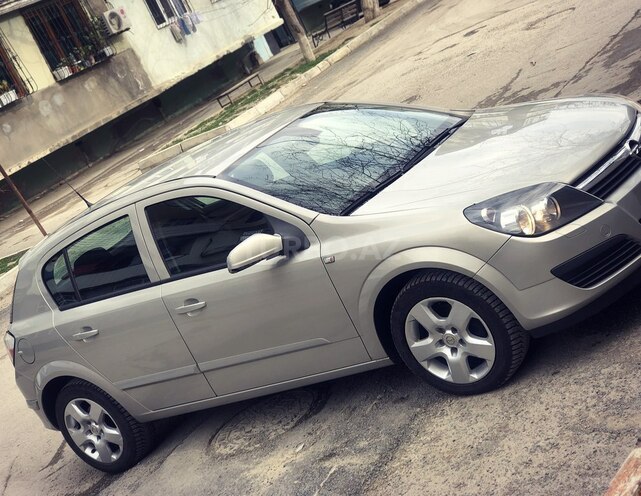 Opel Astra 2005, 224,000 km - 1.3 l - Bakı