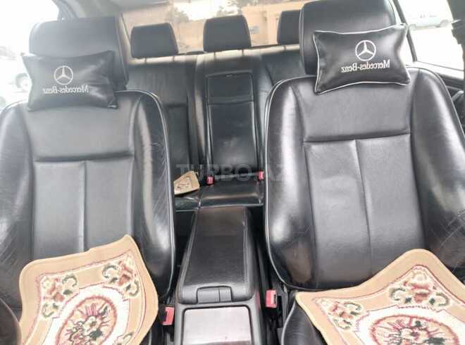 Mercedes E 240 2000, 239,528 km - 2.6 л - Qəbələ