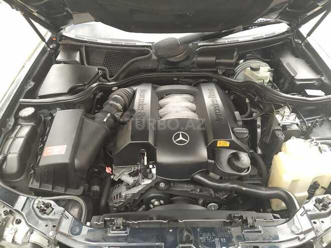 Mercedes E 240 2000, 239,528 km - 2.6 л - Qəbələ