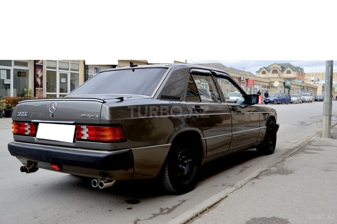 Mercedes 190 1991, 323,000 km - 2.3 l - Bakı
