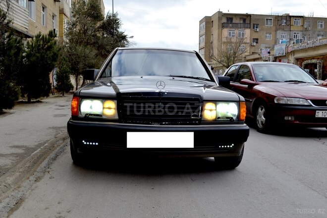 Mercedes 190 1991, 323,000 km - 2.3 l - Bakı