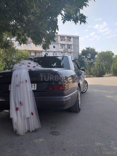 Mercedes E 250 1991, 1,000,000 km - 0.3 л - Bakı