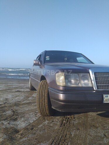 Mercedes E 250 1991, 1,000,000 km - 0.3 л - Bakı