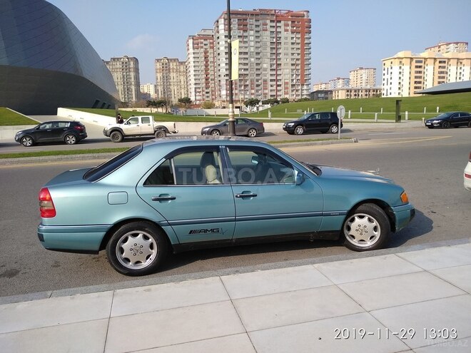 Mercedes C 180 1993, 390,000 km - 1.8 л - Bakı