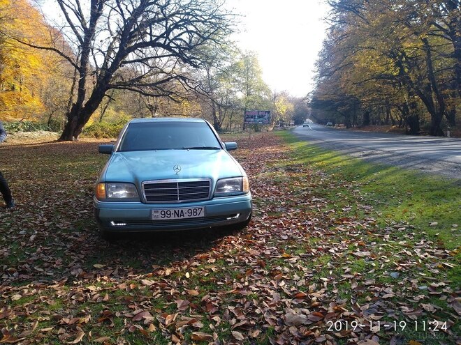 Mercedes C 180 1993, 390,000 km - 1.8 л - Bakı