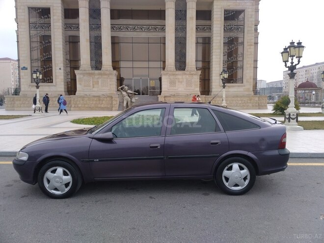 Opel Vectra 1996, 350,000 km - 1.8 l - Bakı