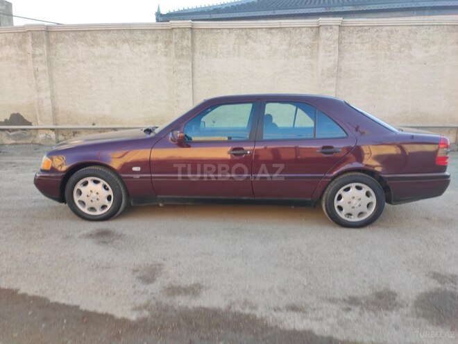 Mercedes C 180 1997, 267,000 km - 0.2 л - Bakı