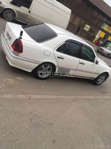 Mercedes C 220 1995, 1,000 km - 2.2 l - Bakı