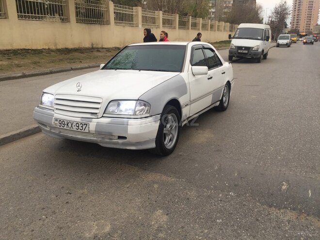 Mercedes C 220 1995, 1,000 km - 2.2 l - Bakı