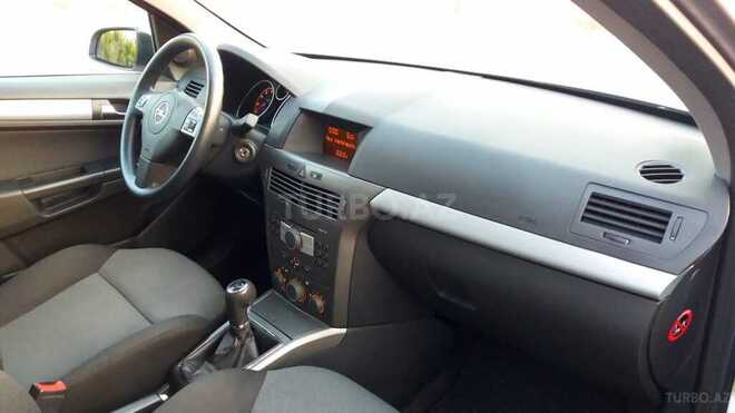 Opel Astra 2007, 142,000 km - 1.4 l - Bakı