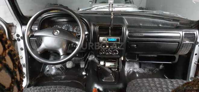 GAZ 31105 2005, 401,850 km - 2.4 l - Astara