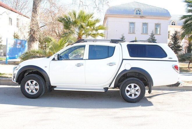 Mitsubishi L200 2014, 115,000 km - 2.7 л - Bərdə