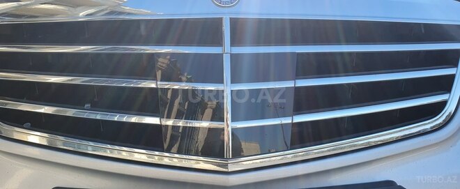 Mercedes E 220 2009, 138,077 km - 2.2 l - Bakı