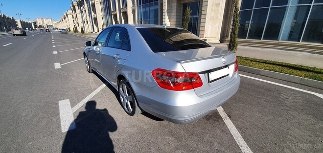 Mercedes E 220 2009, 138,077 km - 2.2 l - Bakı