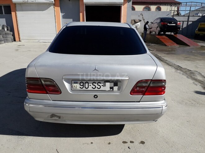 Mercedes E 220 2000, 485,041 km - 2.2 l - Bakı