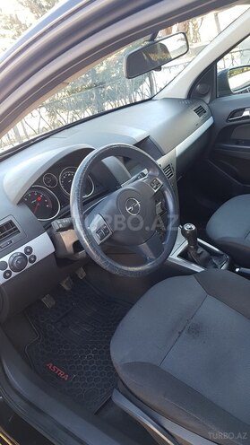 Opel Astra 2006, 250,000 km - 1.4 l - İsmayıllı