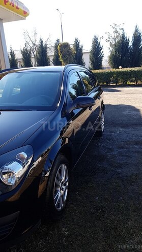 Opel Astra 2006, 250,000 km - 1.4 l - İsmayıllı