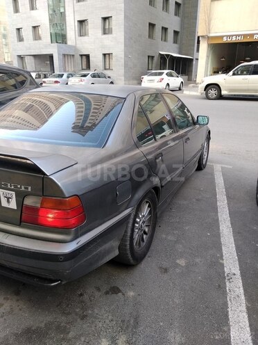 BMW 320 1992, 320,000 km - 2.0 l - Bakı
