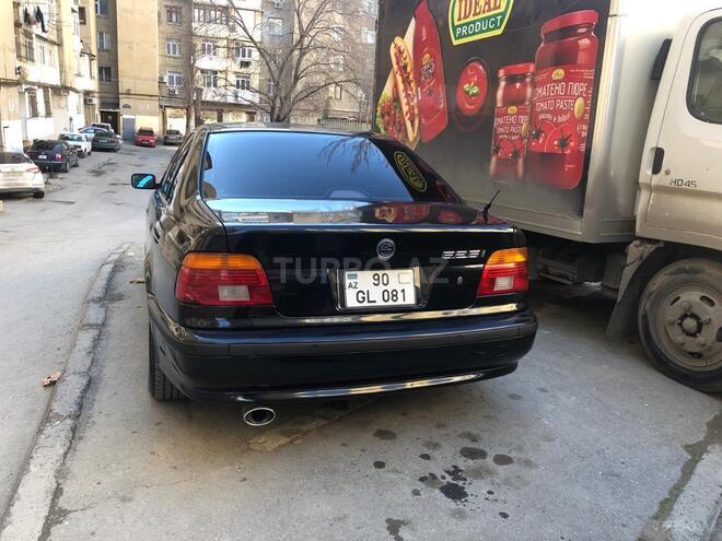 BMW 525 2001, 242,922 km - 2.5 л - Bakı
