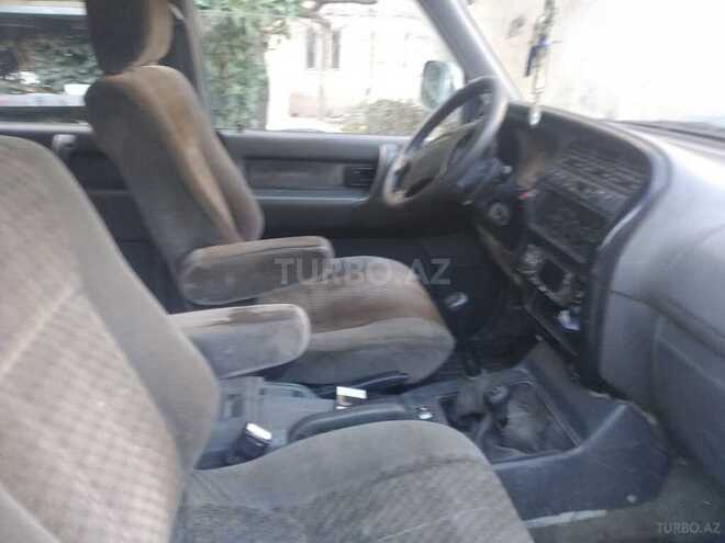 Opel  1995, 4,560,000 km - 3.0 l - Bakı