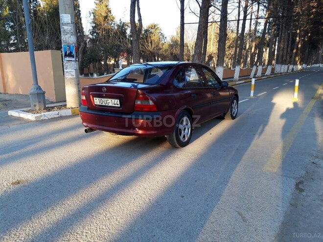 Opel Vectra 1997, 253,000 km - 1.8 l - Sumqayıt