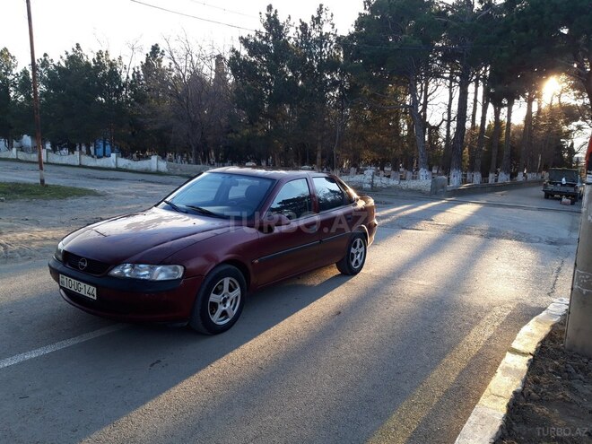 Opel Vectra 1997, 253,000 km - 1.8 l - Sumqayıt