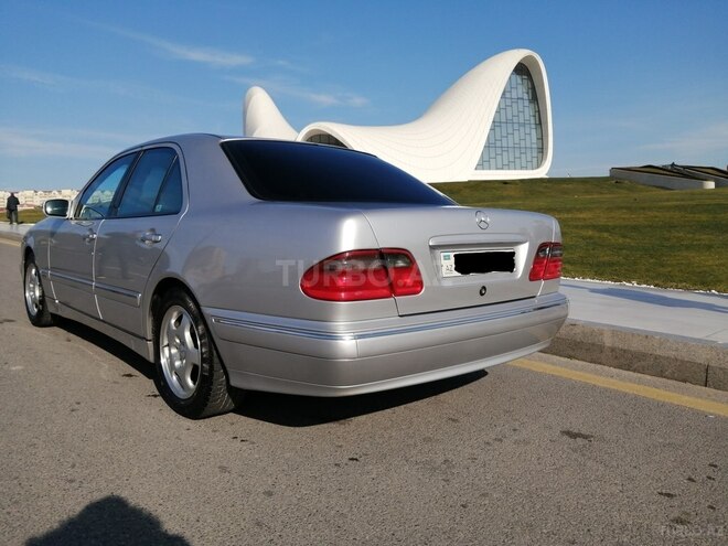 Mercedes E 280 1999, 380,000 km - 2.8 l - Bakı