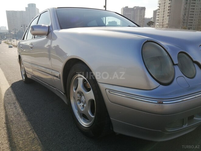 Mercedes E 280 1999, 380,000 km - 2.8 l - Bakı